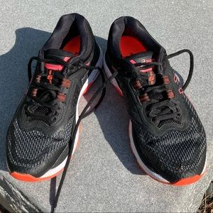 ASICS SHOES ATHLETIC BALCK size 8